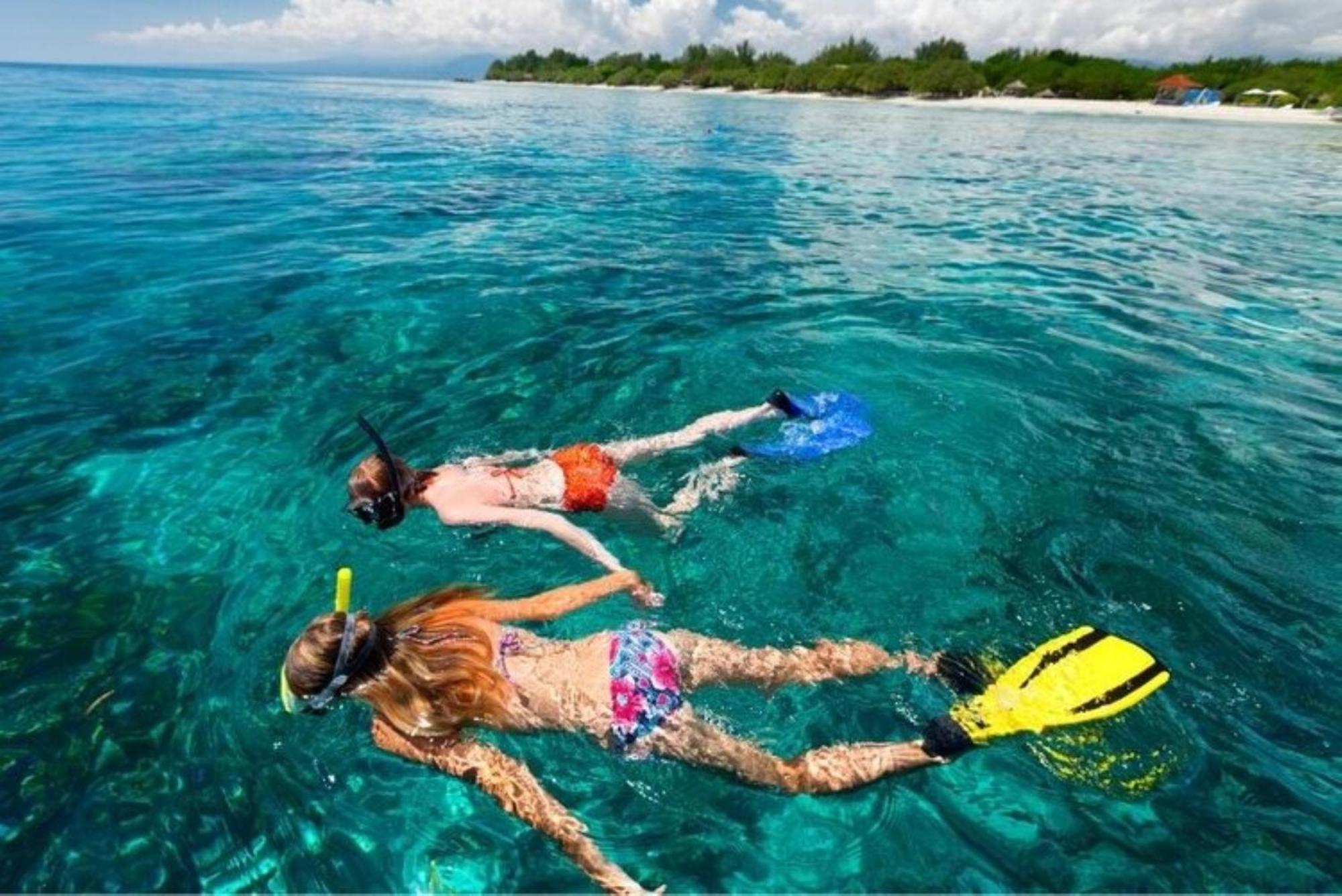 French Harbour Hotel And Dive Center Roatan Yacht Club מראה חיצוני תמונה