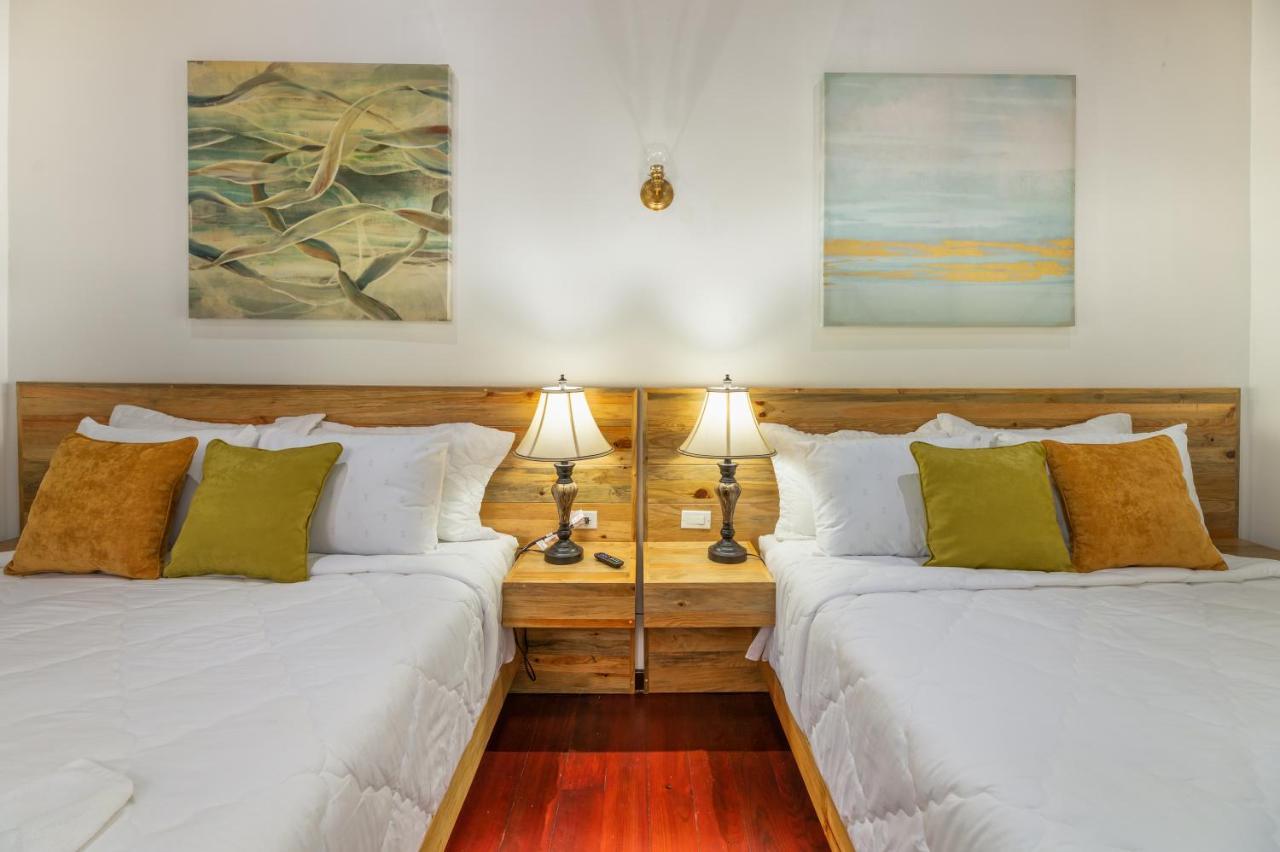 French Harbour Hotel And Dive Center Roatan Yacht Club מראה חיצוני תמונה