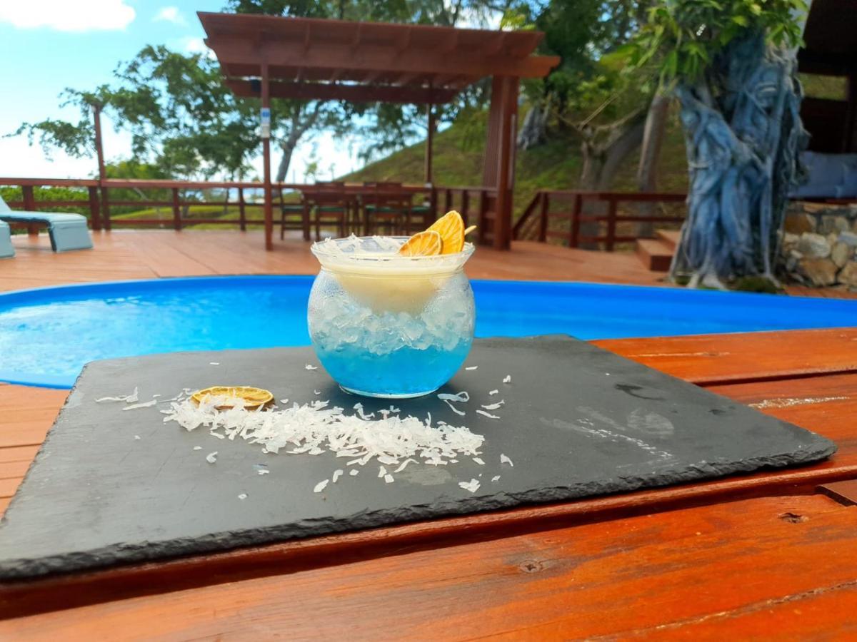 French Harbour Hotel And Dive Center Roatan Yacht Club מראה חיצוני תמונה