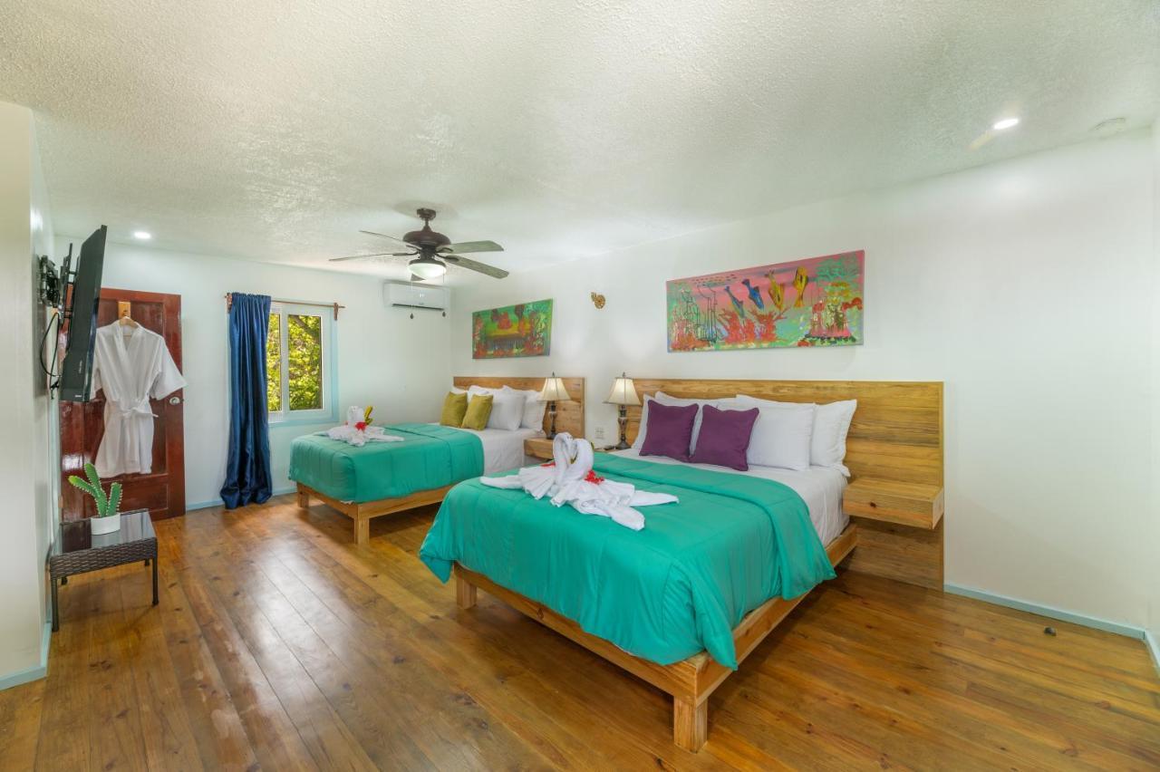 French Harbour Hotel And Dive Center Roatan Yacht Club מראה חיצוני תמונה