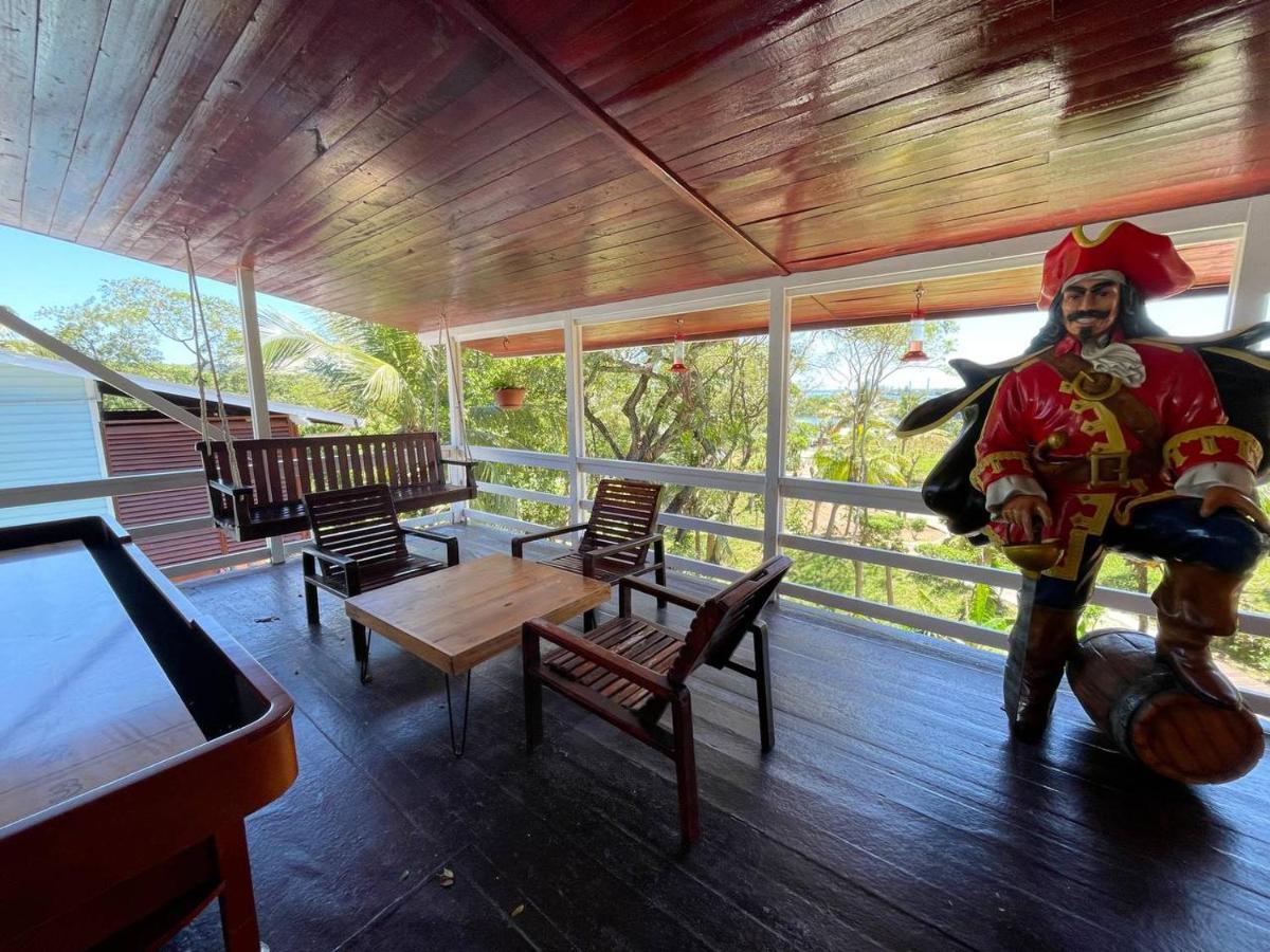 French Harbour Hotel And Dive Center Roatan Yacht Club מראה חיצוני תמונה