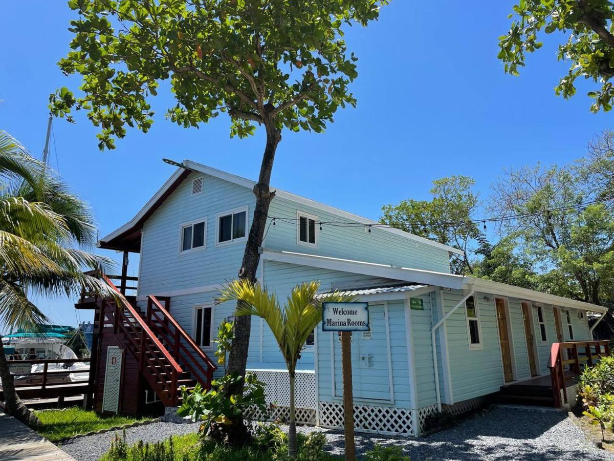 French Harbour Hotel And Dive Center Roatan Yacht Club מראה חיצוני תמונה