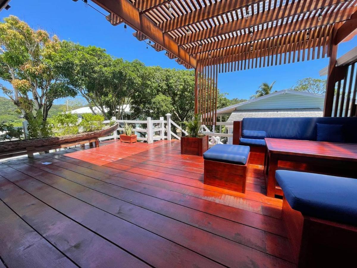 French Harbour Hotel And Dive Center Roatan Yacht Club מראה חיצוני תמונה